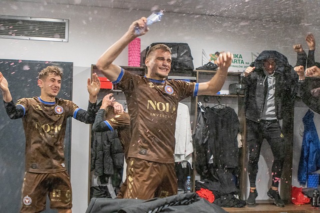 透明又公正 透明又公正